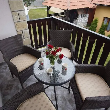 Tara Malesevic - 1 Apartman *