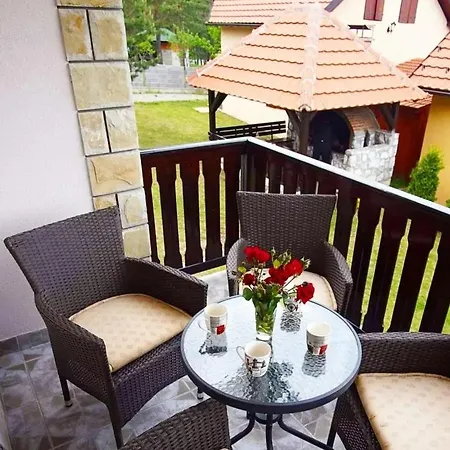 Tara Malesevic - 1 Apartman Kaludjerske Bare