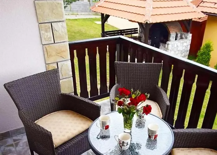 Tara Malesevic - 1 Apartment Kaludjerske Bare